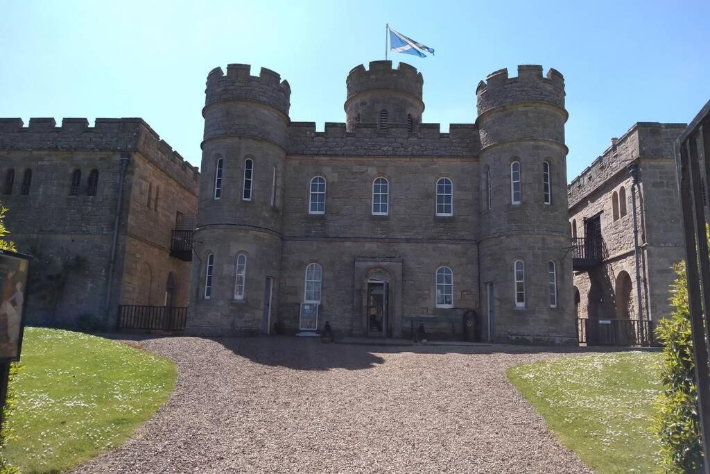 Ferienwohnung Marys Garden View North Jedburgh Exterior foto